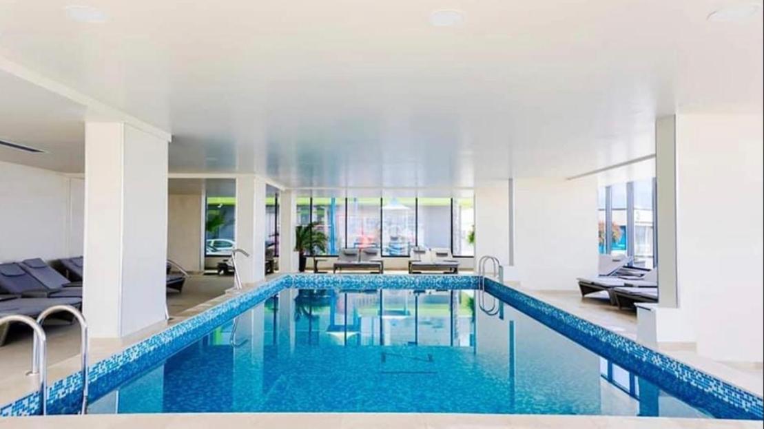 Apartament Rebeca Lux By Alezzi Beach Resort Năvodari Zewnętrze zdjęcie